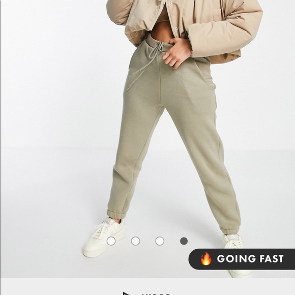 ASOS DESIGN luxe collar cropped puffer jacket in camel - Picture 4 of 4